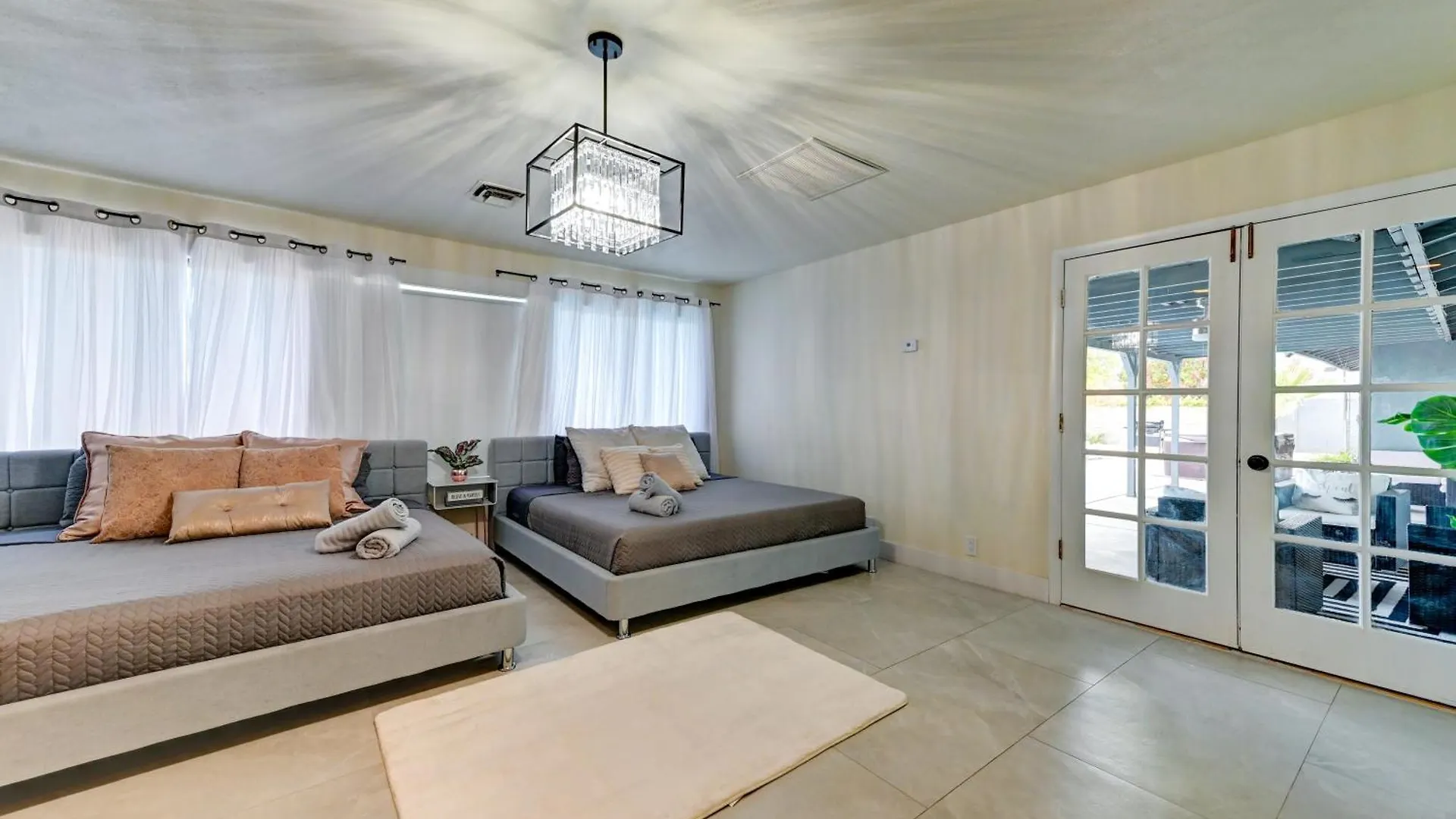 Vila Paradise-Luxury 5Bd Retreat Perfect For Groups & Families Las Vegas Villa